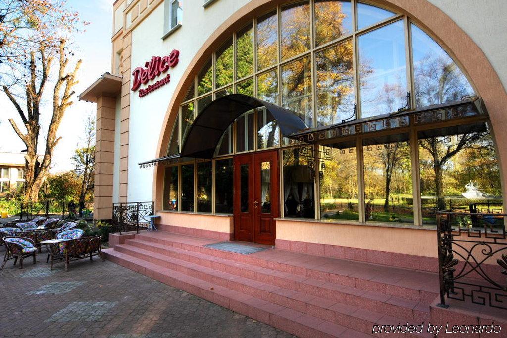 Hotel Delice à Lviv Extérieur photo