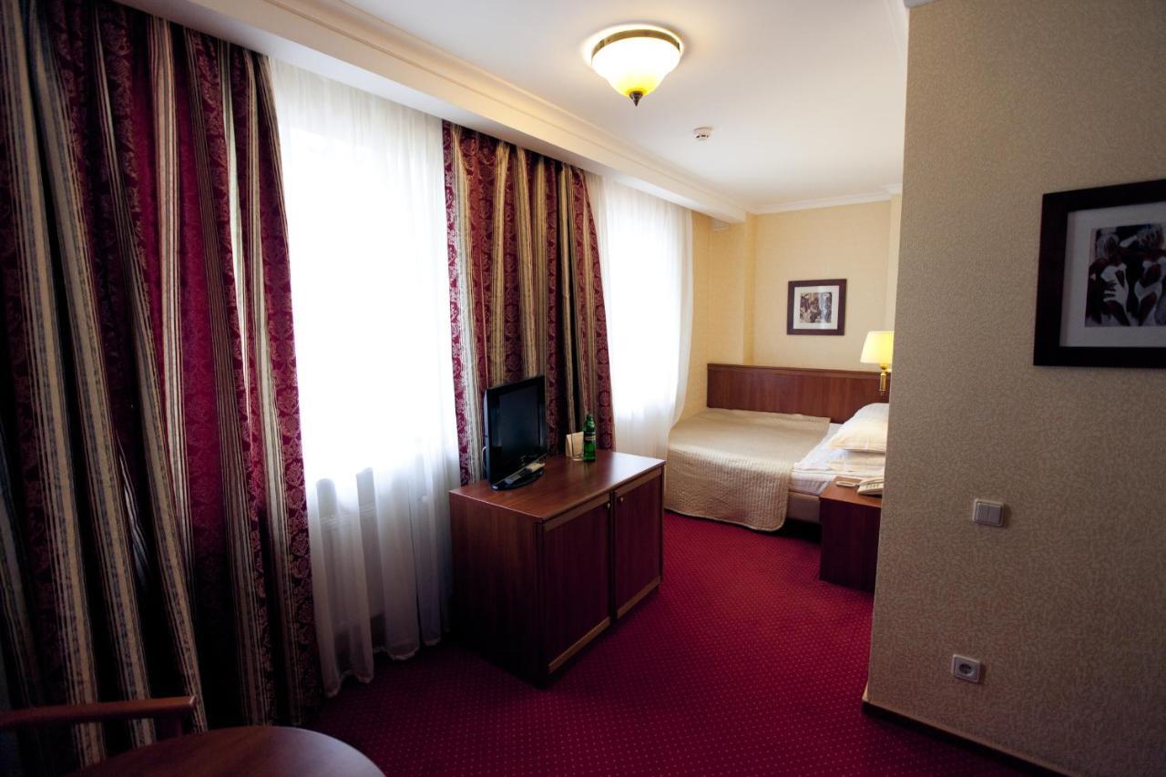 Hotel Delice à Lviv Chambre photo